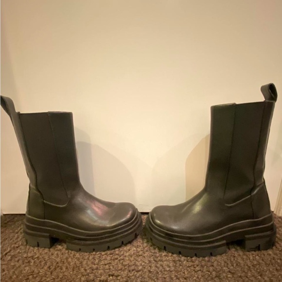 Zara boot - Picture 2 of 7